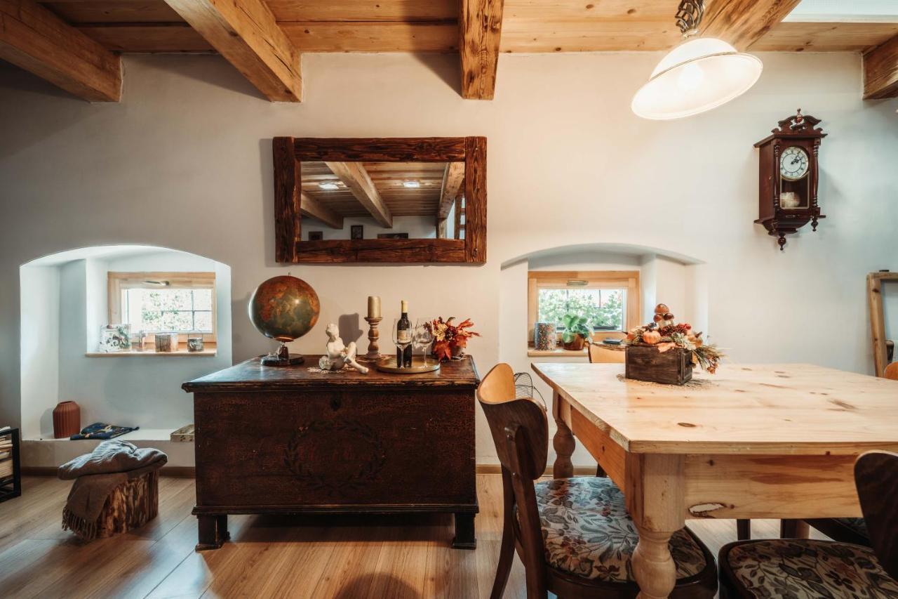 Cakyho Kuria - Mezonetovy Apartman S Krbom A Saunami Smizany Luaran gambar