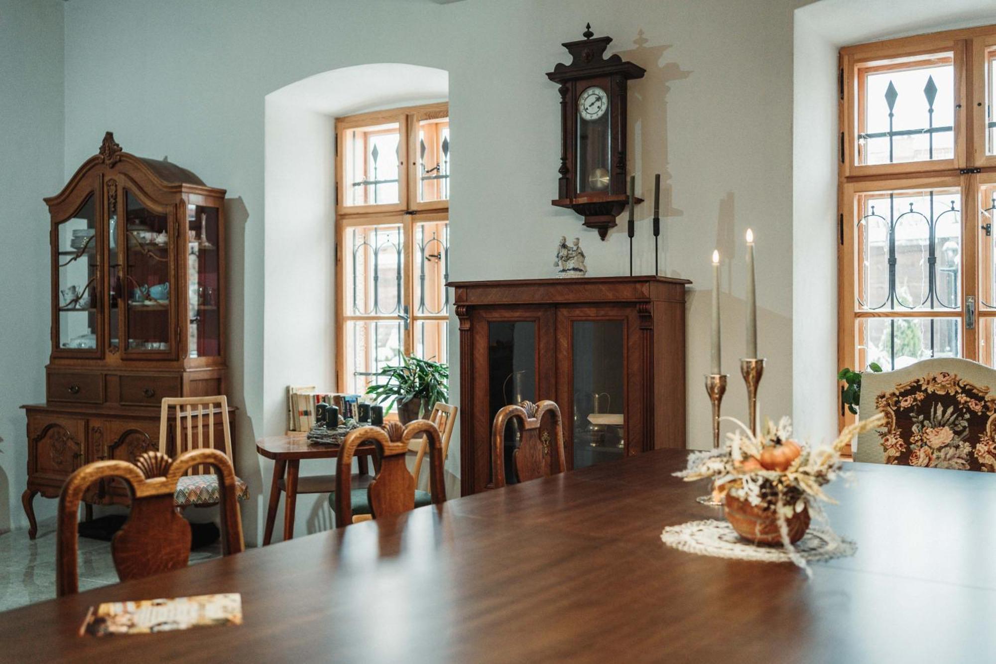 Cakyho Kuria - Mezonetovy Apartman S Krbom A Saunami Smizany Luaran gambar